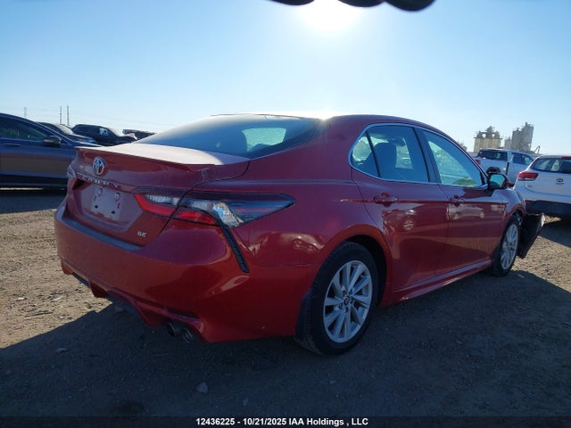 4T1G11AK3NU056303 Toyota CAMRY SE