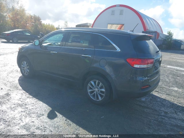 KIA Sorento 2017 5XYPG4A32HG224399 Image 3