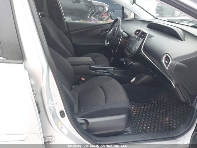 JTDKAMFPXN3204957 Toyota Prius