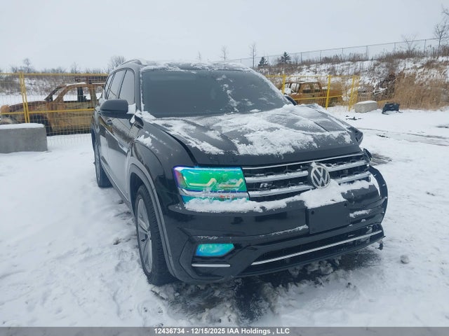 Продажа на аукционе авто 2018 Volkswagen Atlas, vin: 1V2RR2CAXJC557333, номер лота: 12436734