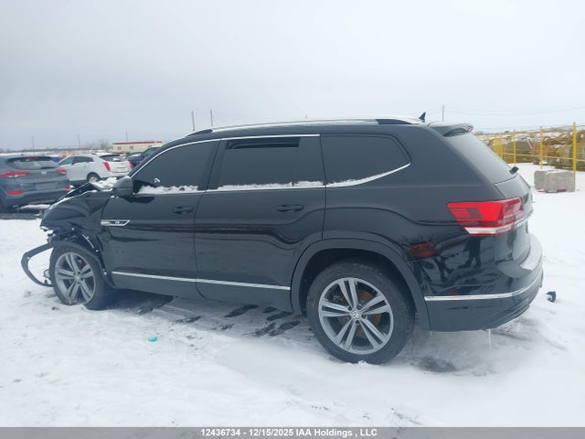 Продажа на аукционе авто 2018 Volkswagen Atlas, vin: 1V2RR2CAXJC557333, номер лота: 12436734