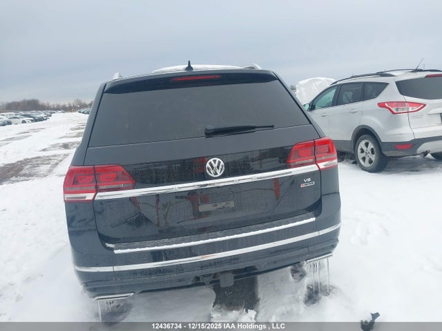 Продажа на аукционе авто 2018 Volkswagen Atlas, vin: 1V2RR2CAXJC557333, номер лота: 12436734