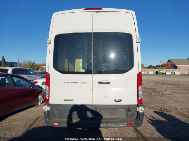 1FTYR3XV4HKA82830 Ford Transit-250