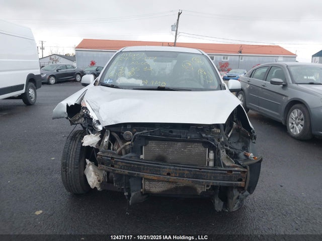 Nissan Micra 2015 3N1CK3CP2FL253532 Image 13