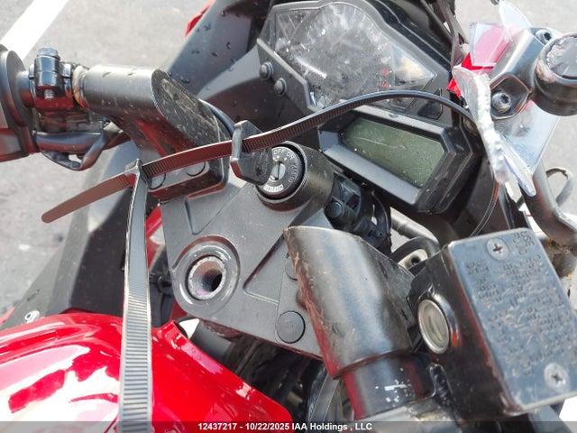 2013 Kawasaki Ex300 B მანქანა იყიდება აუქციონზე, vin: JKAEX8B16DDA03387, აუქციონის ნომერი: 12437217