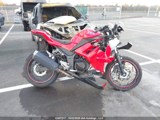 2013 Kawasaki Ex300 B მანქანა იყიდება აუქციონზე, vin: JKAEX8B16DDA03387, აუქციონის ნომერი: 12437217