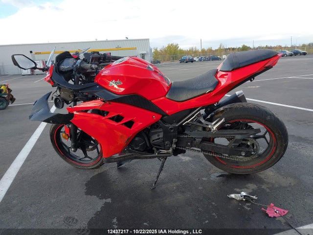 2013 Kawasaki Ex300 B მანქანა იყიდება აუქციონზე, vin: JKAEX8B16DDA03387, აუქციონის ნომერი: 12437217