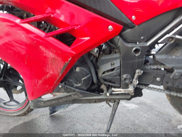 2013 Kawasaki Ex300 B მანქანა იყიდება აუქციონზე, vin: JKAEX8B16DDA03387, აუქციონის ნომერი: 12437217