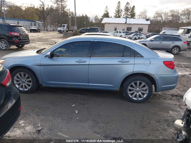 Auction sale of the 2012 Chrysler 200 Touring, vin: 1C3CCBBB8CN226295, lot number: 12437376