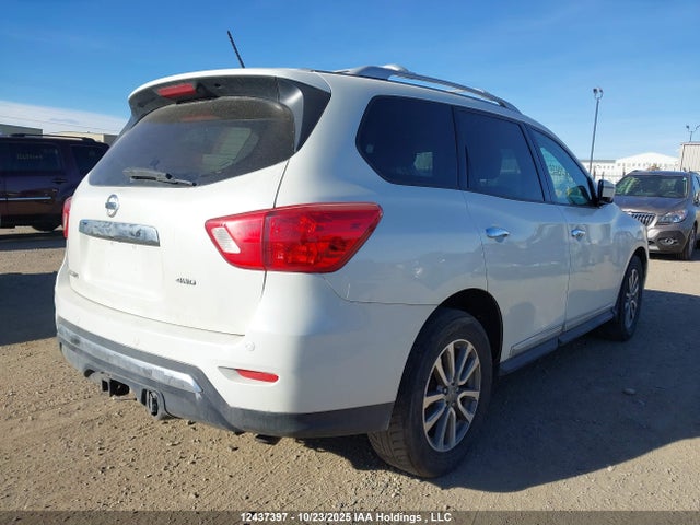 5N1DR2MM5HC908109 Nissan Pathfinder