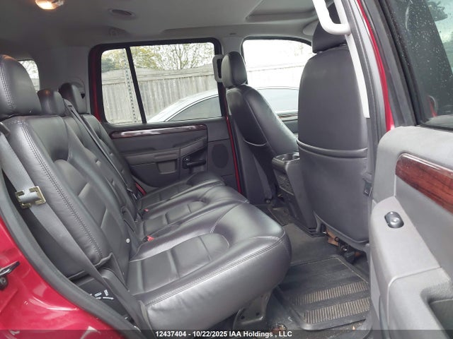 Продажа на аукционе авто 2005 Ford Explorer Limited, vin: 1FMDU75WX5ZA42590, номер лота: 12437404