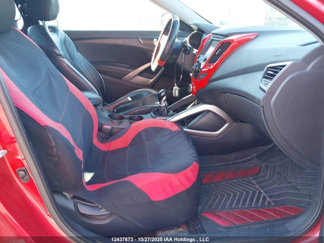 2013 Hyundai Veloster Turbo მანქანა იყიდება აუქციონზე, vin: KMHTC6AE3DU097741, აუქციონის ნომერი: 12437673