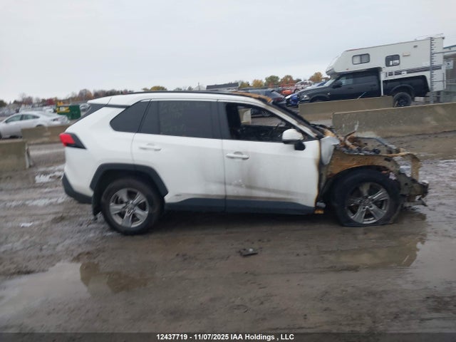 2T3BWRFV8RW214774 Toyota Rav4 Hybrid Le