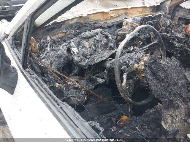 2T3BWRFV8RW214774 Toyota Rav4 Hybrid Le
