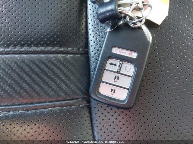 2HGFC1F98JH108491 Honda Civic Touring