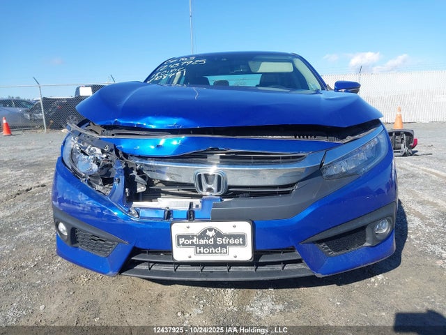 2HGFC1F98JH108491 Honda Civic Touring