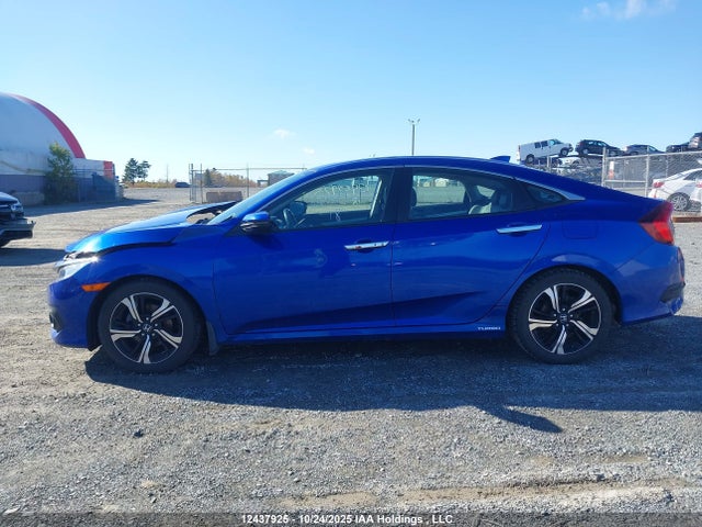 2HGFC1F98JH108491 Honda Civic Touring
