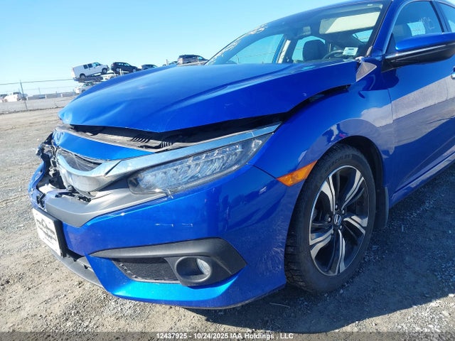 2HGFC1F98JH108491 Honda Civic Touring
