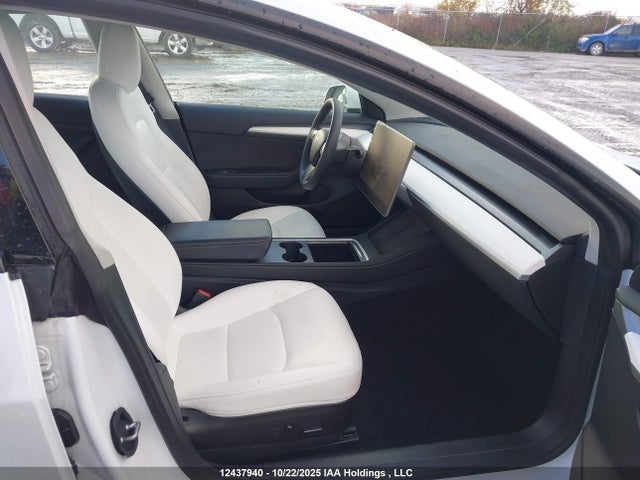 5YJ3E1EA0PF438809 Tesla Model 3 Rwd