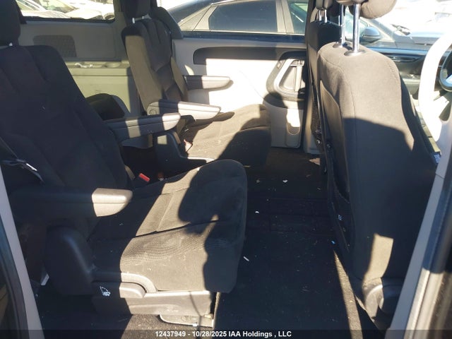 Auction sale of the 2016 Dodge Grand Caravan Se/sxt, vin: 2C4RDGBGXGR146453, lot number: 12437949