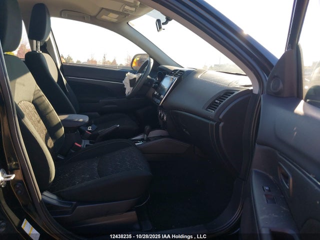 Mitsubishi RVR 2023 JA4AJUAU1PU607158 Image 5