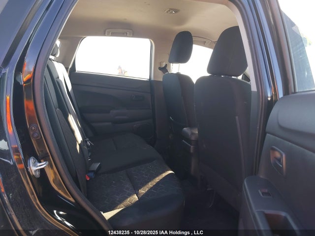 Mitsubishi RVR 2023 JA4AJUAU1PU607158 Image 8