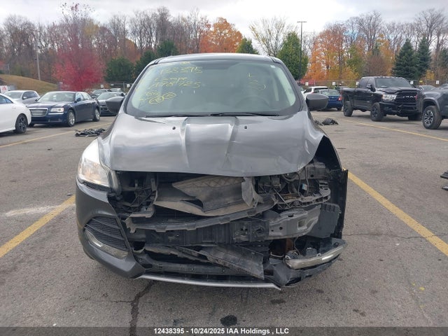 1FMCU0G7XGUA78725 Ford ESCAPE SE