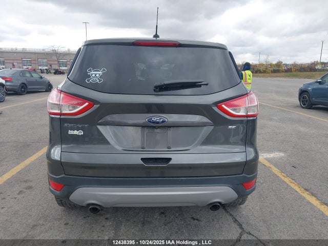 1FMCU0G7XGUA78725 Ford ESCAPE SE