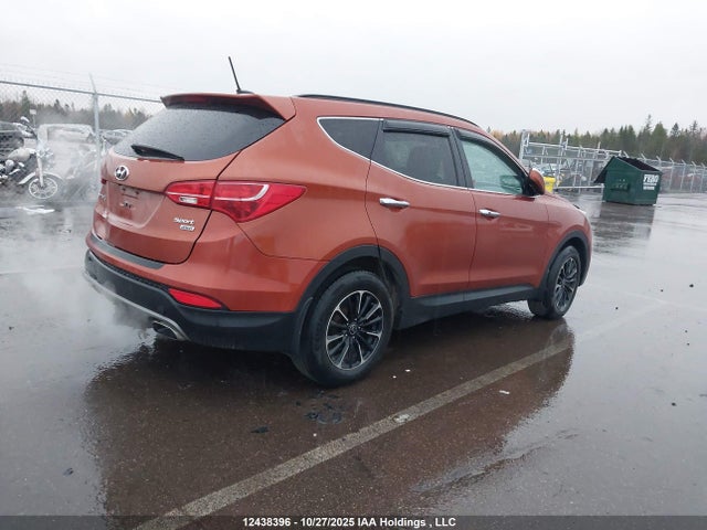 5XYZUDLB0GG333884 Hyundai Santa Fe Sport 2.4 Luxury
