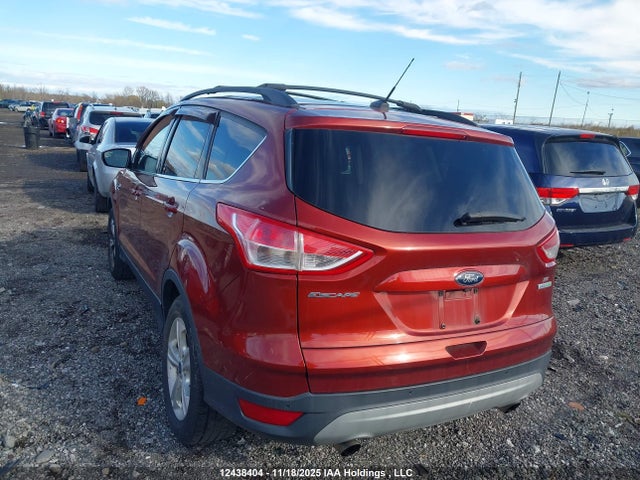 Продажа на аукционе авто 2015 Ford Escape Se, vin: 1FMCU0GX4FUC38774, номер лота: 12438404
