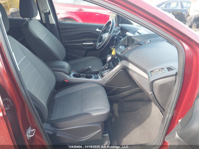 Продажа на аукционе авто 2015 Ford Escape Se, vin: 1FMCU0GX4FUC38774, номер лота: 12438404