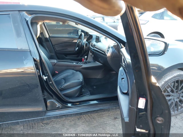3MZBN1M36JM276764 Mazda 3 Grand Touring