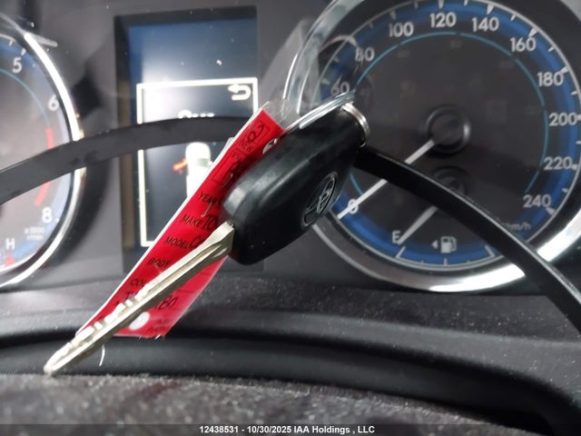 12438531 :رقم المزاد ، 2T1BURHE3JC114180 vin ، 2018 Toyota Corolla L/le/xle/se/xse مزاد بيع
