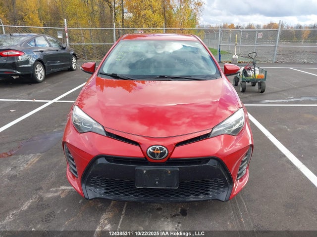 12438531 :رقم المزاد ، 2T1BURHE3JC114180 vin ، 2018 Toyota Corolla L/le/xle/se/xse مزاد بيع