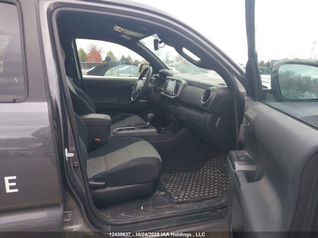 Aukcja sprzedaży 2022 Toyota Tacoma, vin: 3TYDZ5BN6NT010585, numer aukcji: 12438637