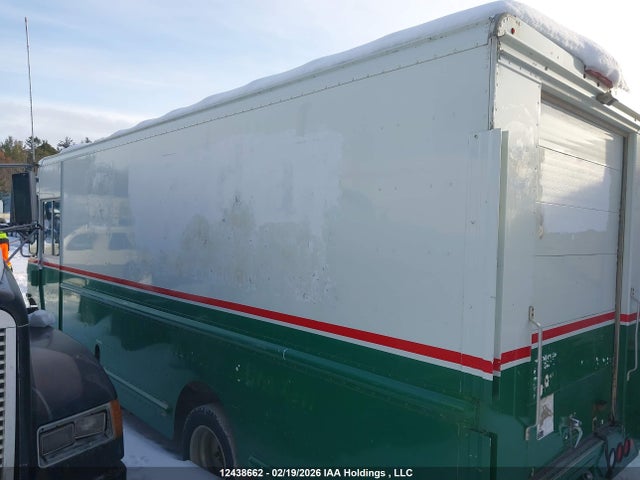 12438662 :رقم المزاد ، 4UZAAPDU3BCAS1822 vin ، 2011 Freightliner Chassis M Line Walk-in Van مزاد بيع