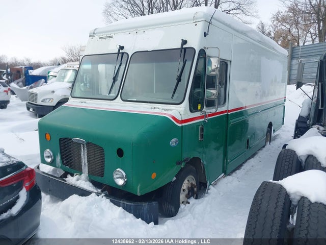 12438662 :رقم المزاد ، 4UZAAPDU3BCAS1822 vin ، 2011 Freightliner Chassis M Line Walk-in Van مزاد بيع