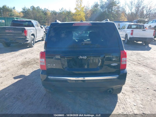 1C4NJRAB0GD635780 Jeep Patriot Sport/north