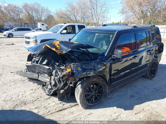 1C4NJRAB0GD635780 Jeep Patriot Sport/north