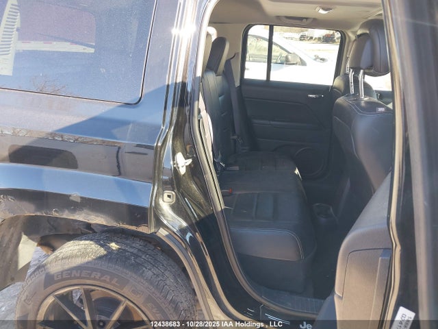 1C4NJRAB0GD635780 Jeep Patriot Sport/north