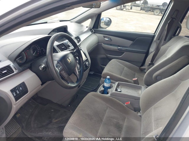 Продажа на аукционе авто 2015 Honda Odyssey Ex, vin: 5FNRL5H46FB507837, номер лота: 12438818