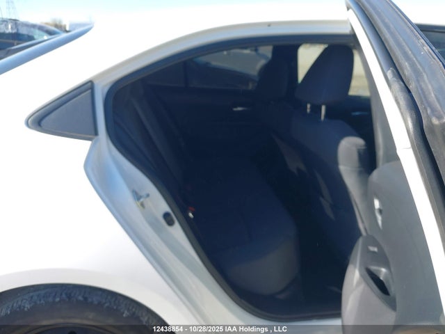 5YFBPRBE4LP030131 Toyota COROLLA LE