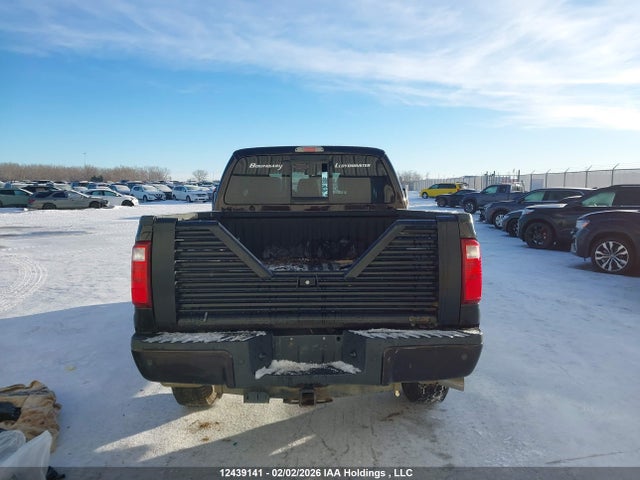 1FT8W3BT3EEA56373 Ford F-350 Lariat