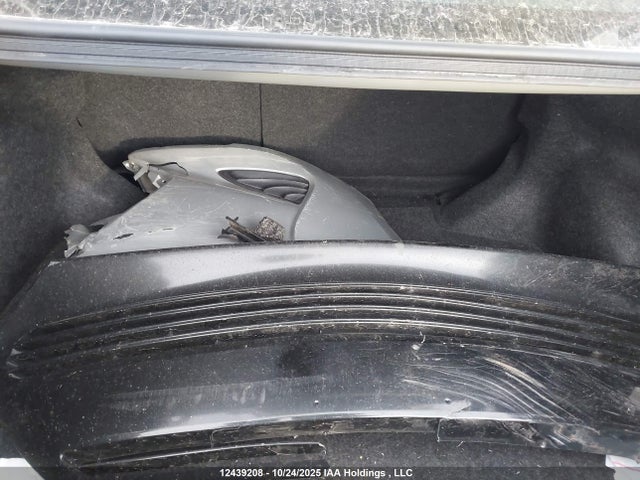 12439208 :رقم المزاد ، 2T1BURHE6KC208460 vin ، 2019 Toyota Corolla Le مزاد بيع