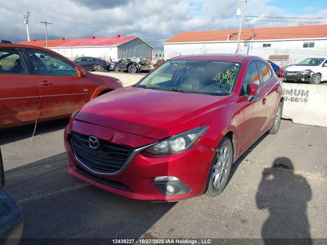 3MZBM1L7XFM217537 Mazda MAZDA3