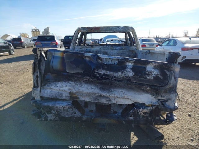 2GC4YREY8R1106677 Chevrolet Silverado K2500 High Country