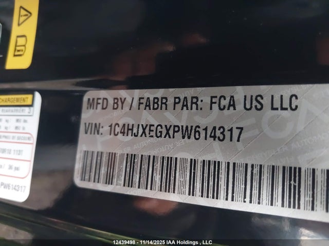1C4HJXEGXPW614317 Jeep Wrangler 4-door Sahara
