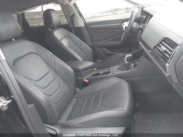 Volkswagen Jetta Highline 2024 3VWGM7BU5RM008033 Image 5