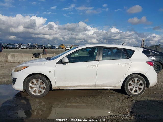 12439592 :رقم المزاد ، JM1BL1HF7A1159107 vin ، 2010 Mazda 3 I مزاد بيع