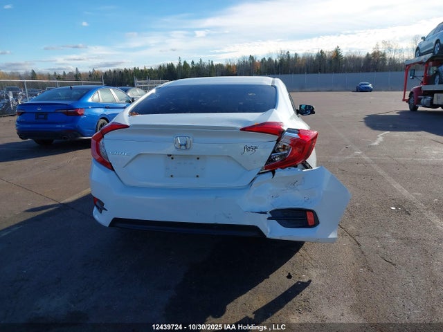 Продажа на аукционе авто 2018 Honda Civic Ex-t, vin: 2HGFC1F46JH106758, номер лота: 12439724